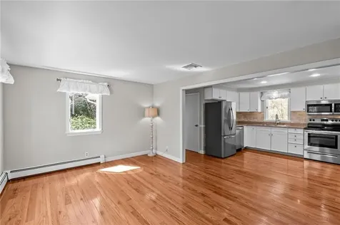 5 Sunnyside Drive Westerly RI 02891