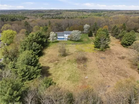 23 Whipple Road Glocester RI 02814