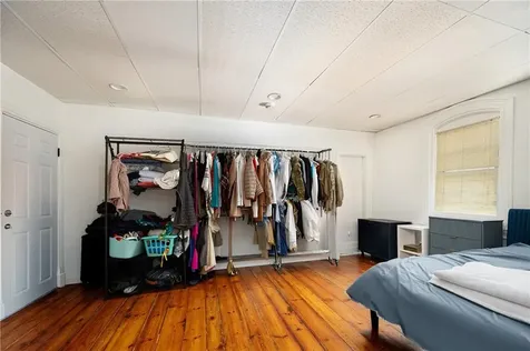 207 Douglas Avenue Providence RI 02908