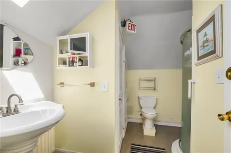 207 Douglas Avenue Providence RI 02908