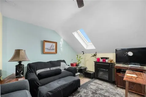207 Douglas Avenue Providence RI 02908
