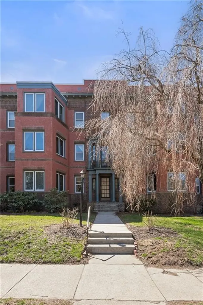 8 Blackstone Boulevard Providence RI 02906