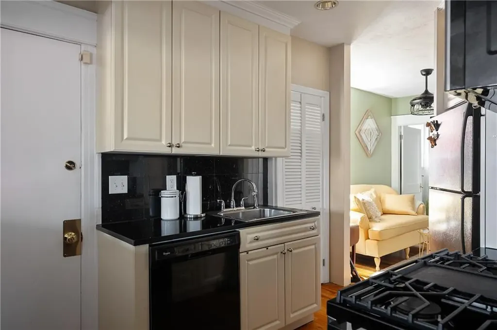 8 Blackstone Boulevard Providence RI 02906