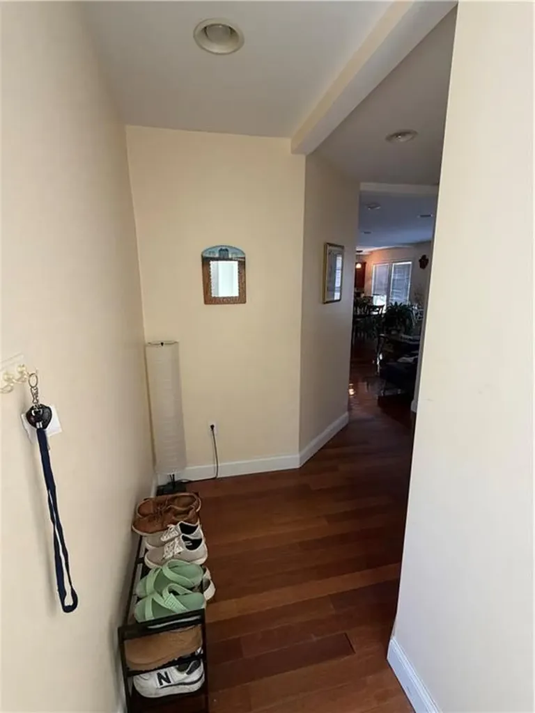 132 Elton Street Providence RI 02906