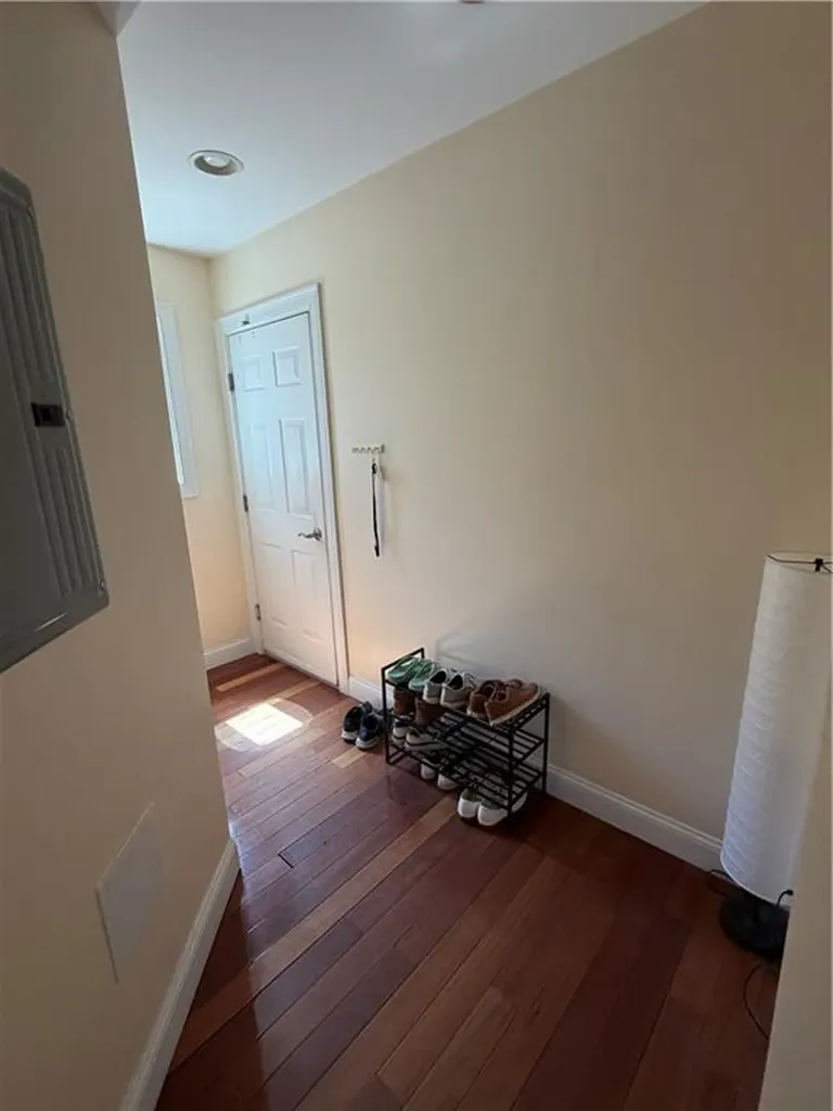 132 Elton Street Providence RI 02906