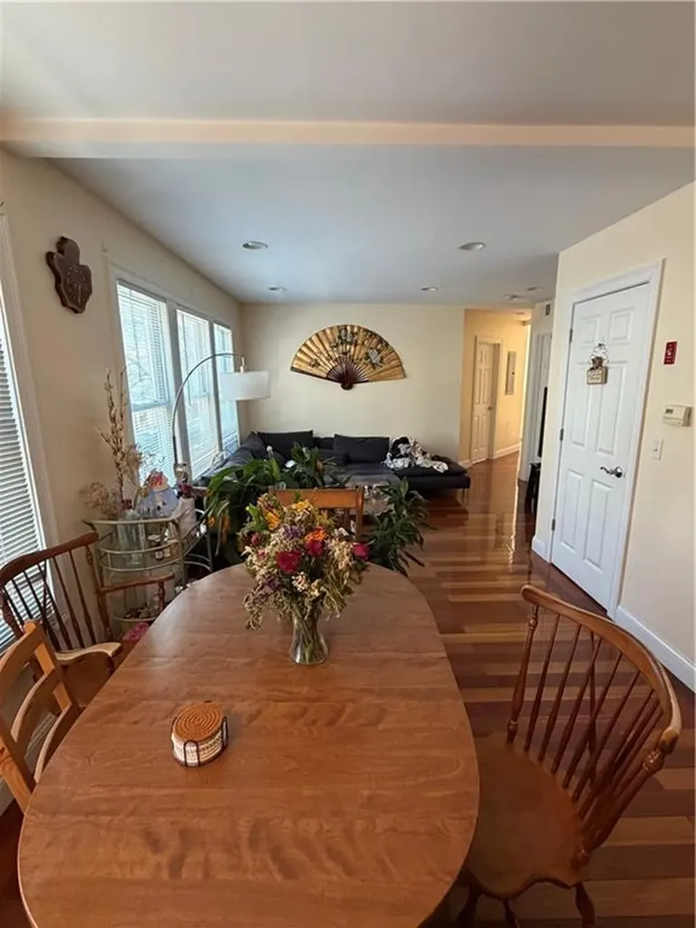 132 Elton Street Providence RI 02906
