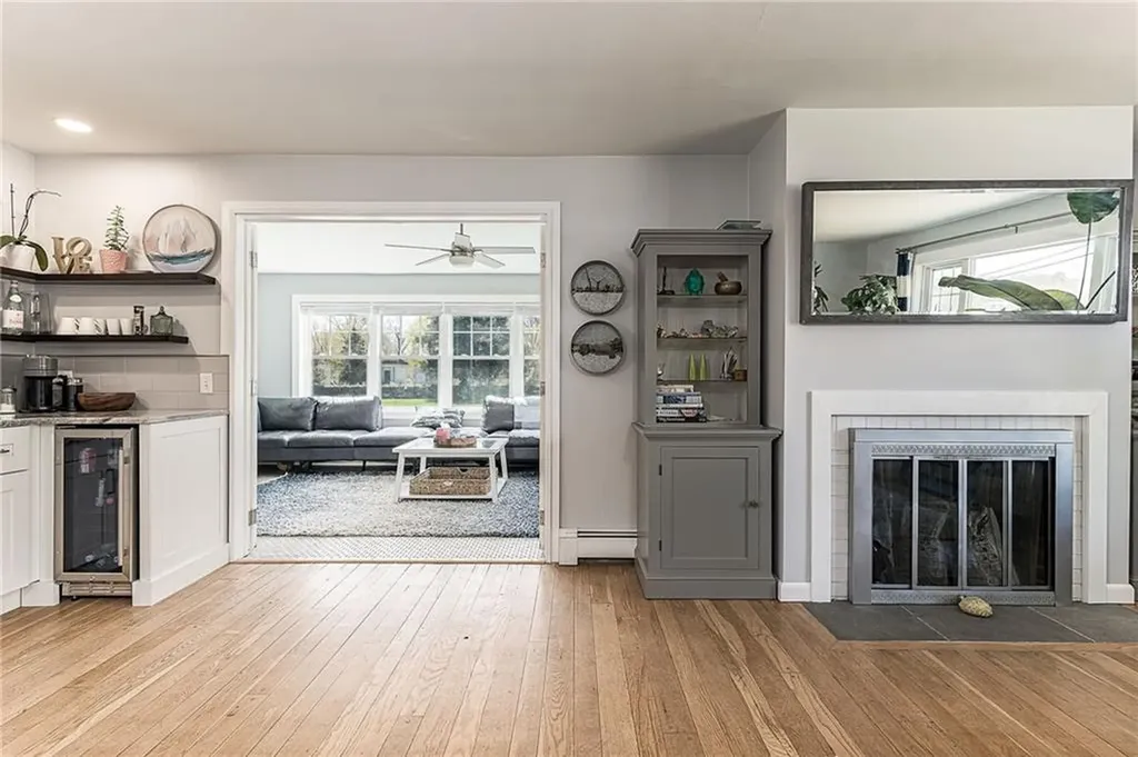 70 Margin Street Westerly RI 02891