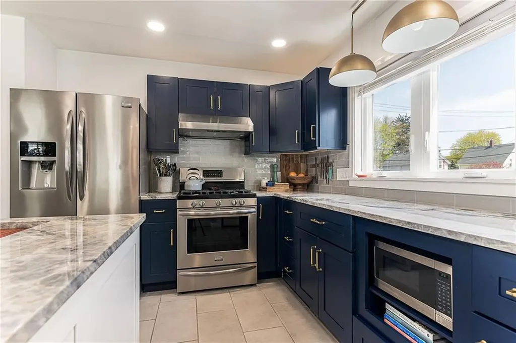 70 Margin Street Westerly RI 02891