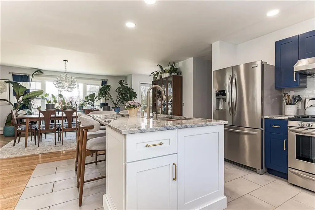 70 Margin Street Westerly RI 02891
