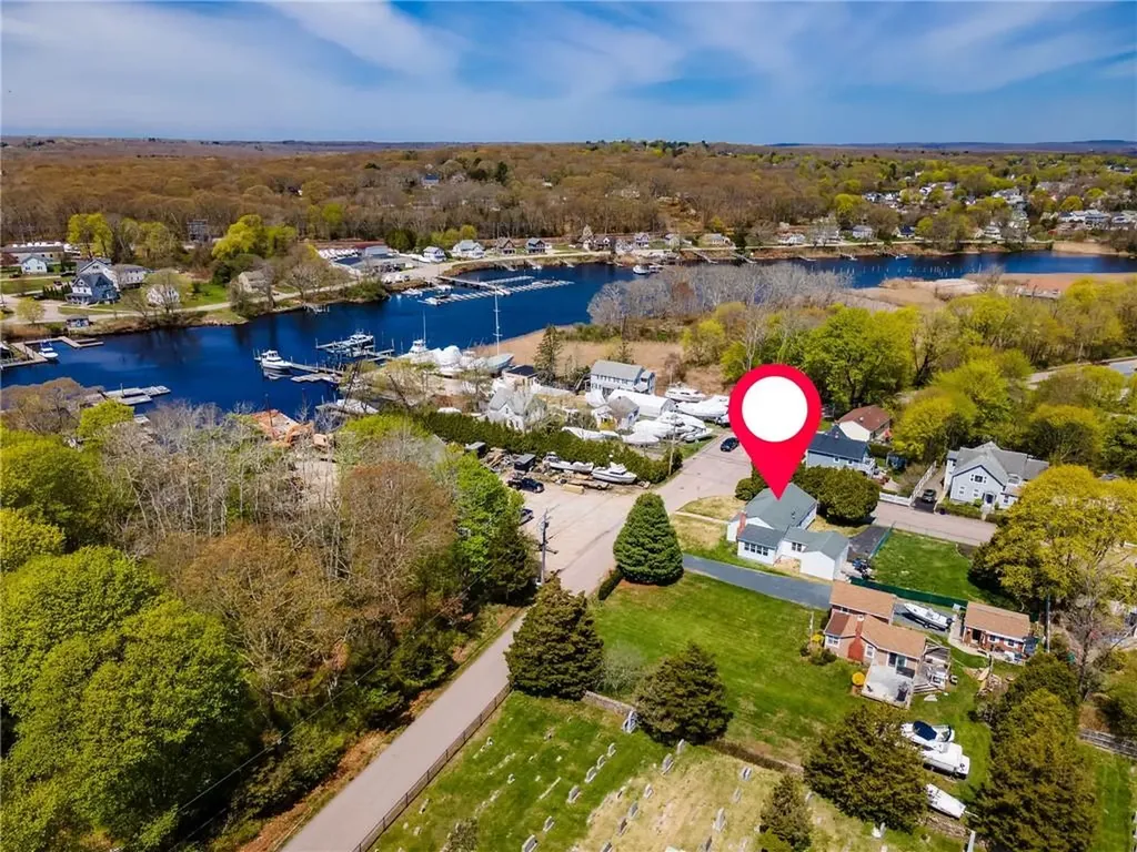 70 Margin Street Westerly RI 02891