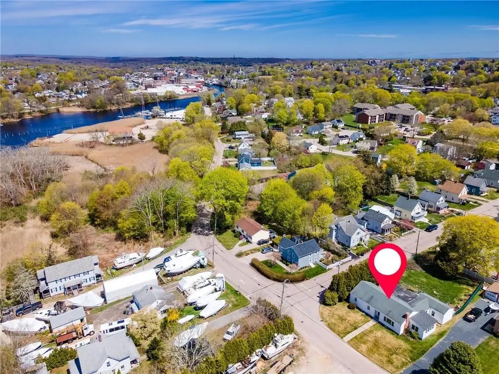70 Margin Street Westerly RI 02891