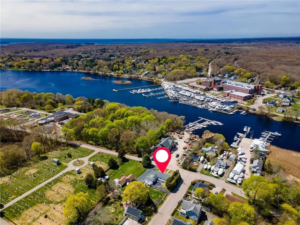 70 Margin Street Westerly RI 02891