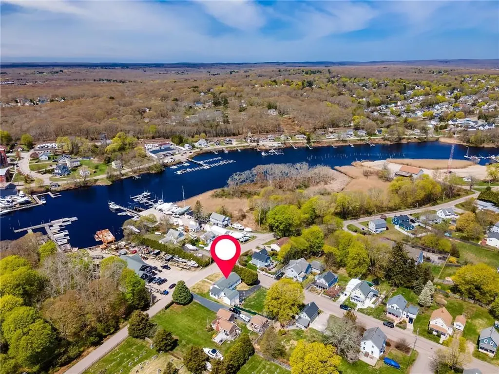 70 Margin Street Westerly RI 02891