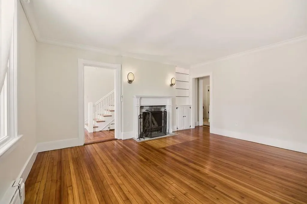 8 Champlin Street Newport RI 02840