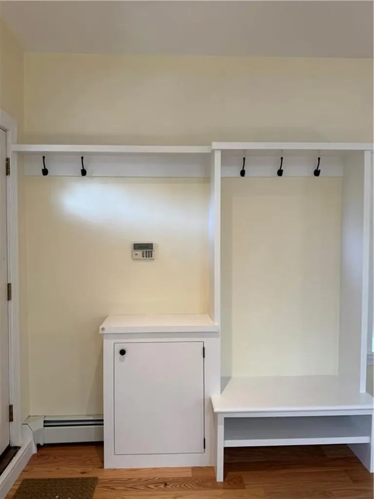 2 Burrs Lane Providence RI 02904