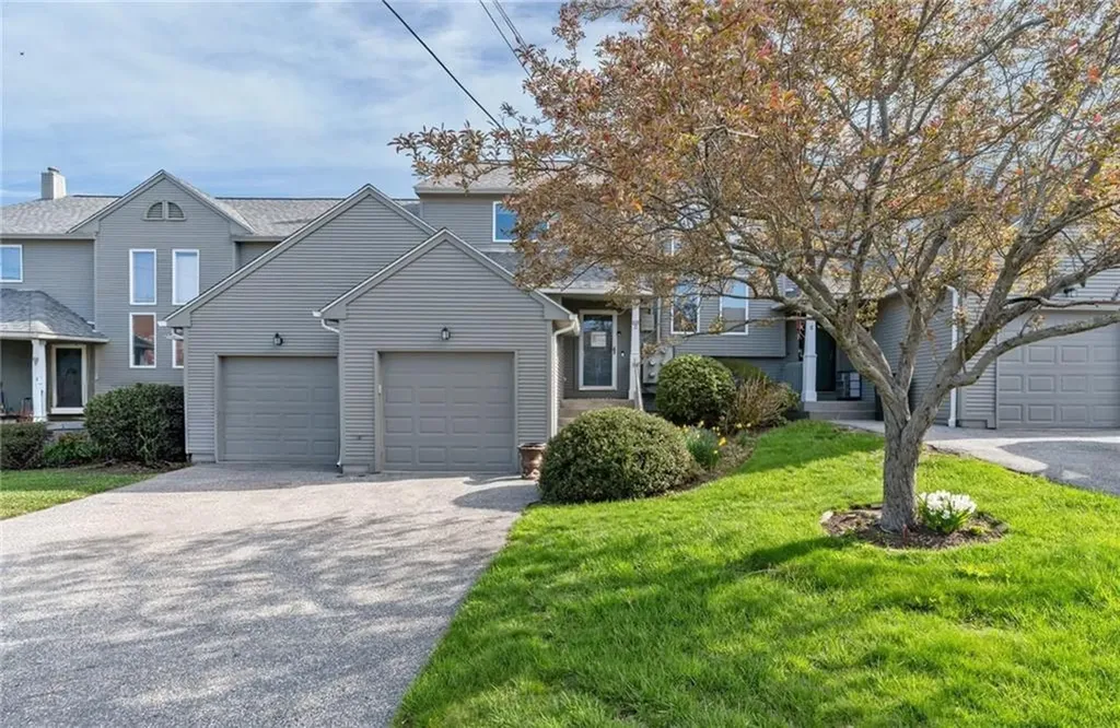 68 Hilltop Drive North Providence RI 02904