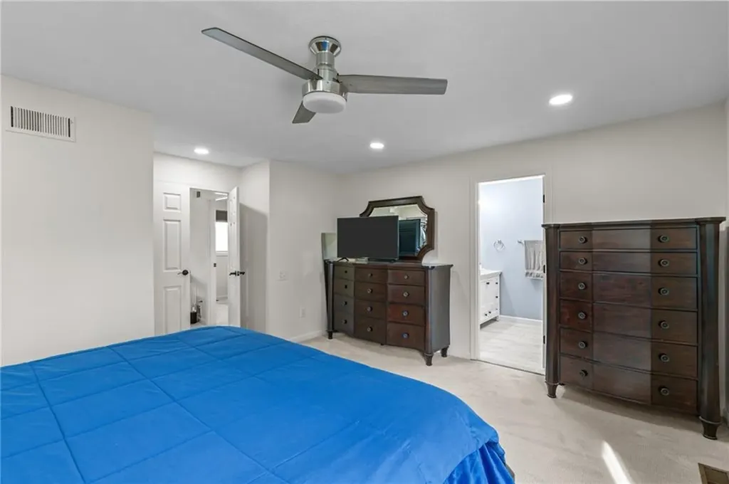 68 Hilltop Drive North Providence RI 02904