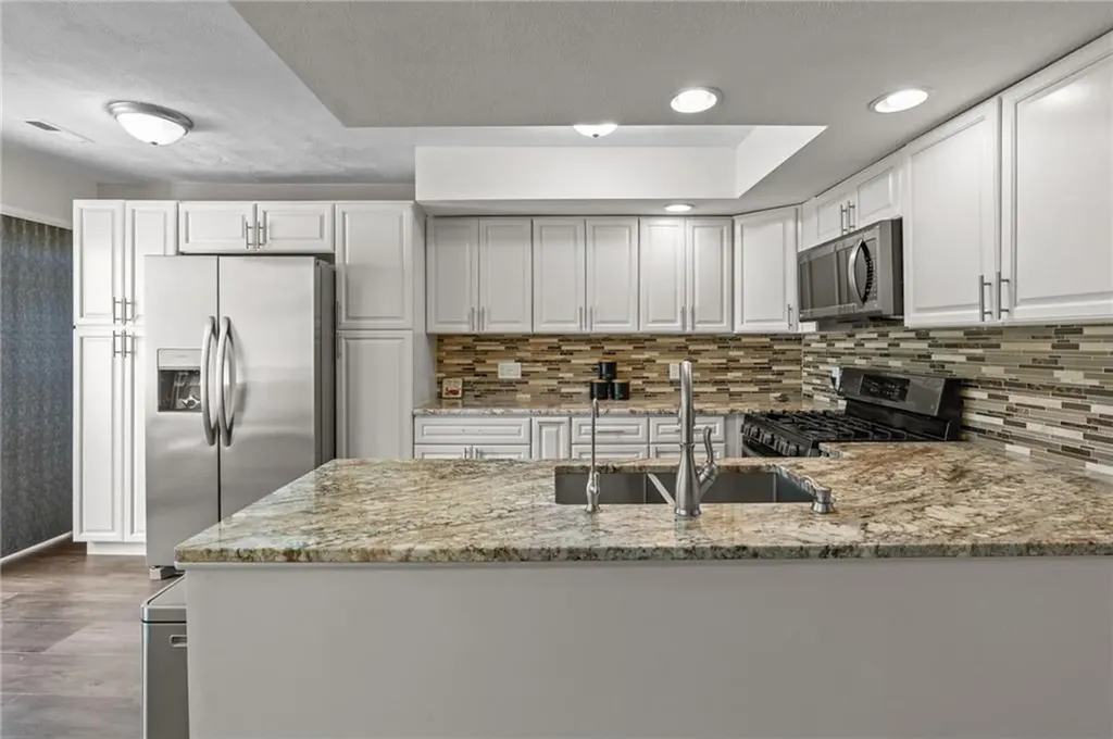 68 Hilltop Drive North Providence RI 02904