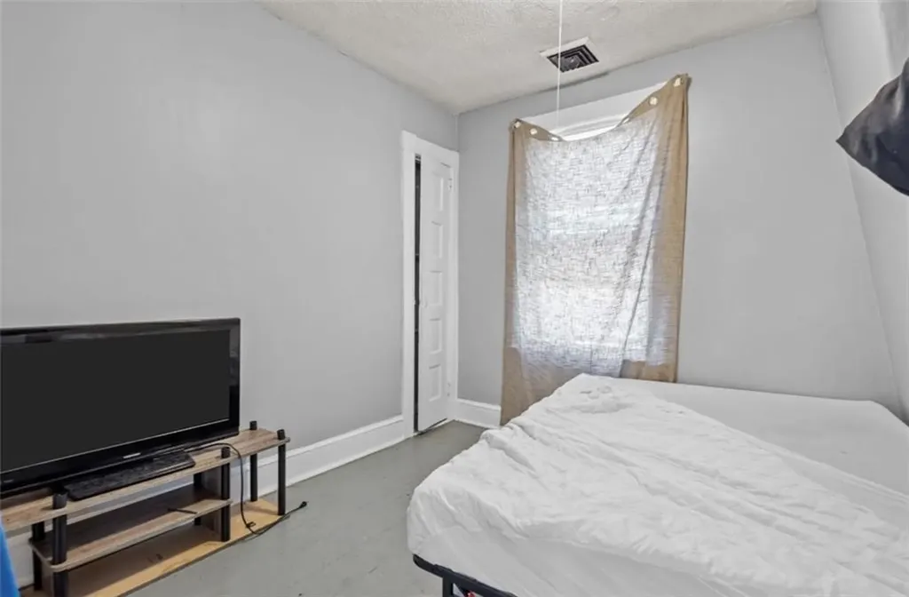 16 Maplehurst Avenue Providence RI 02908