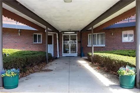 72 West Shore Road Warwick RI 02889