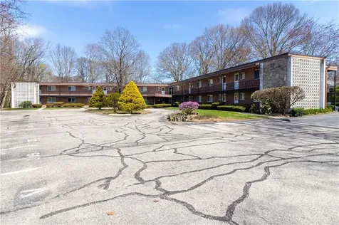72 West Shore Road Warwick RI 02889