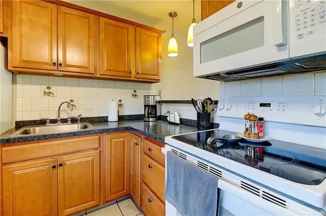 72 West Shore Road Warwick RI 02889
