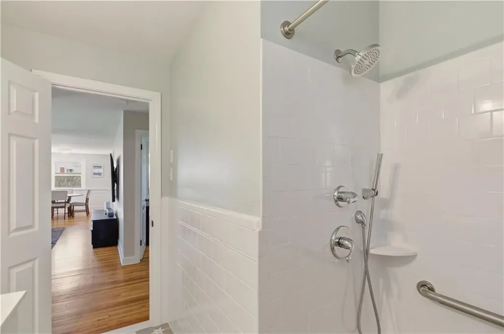 23 Birch Street Portsmouth RI 02871