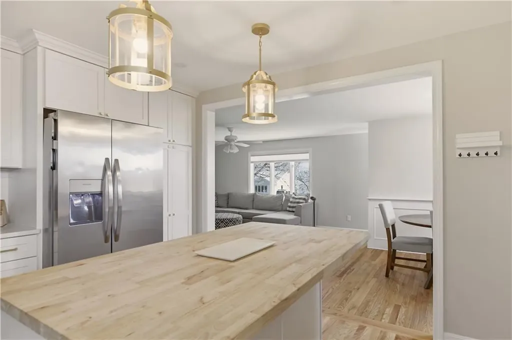 23 Birch Street Portsmouth RI 02871