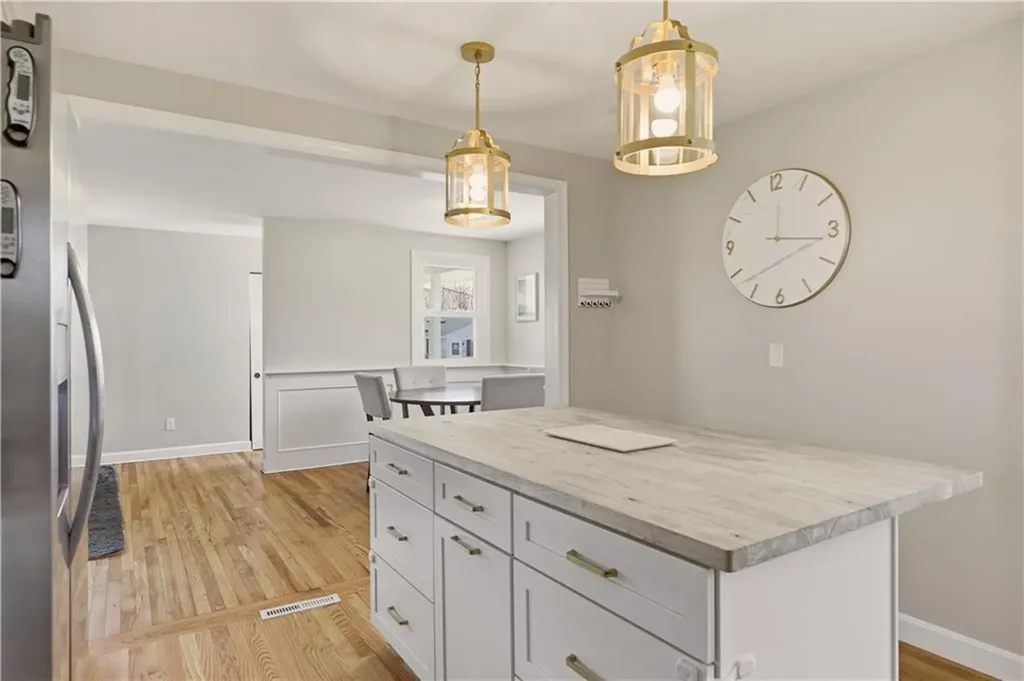 23 Birch Street Portsmouth RI 02871