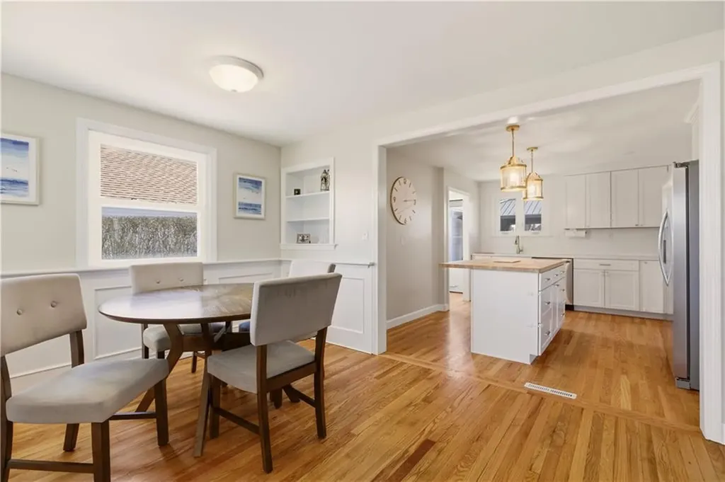 23 Birch Street Portsmouth RI 02871