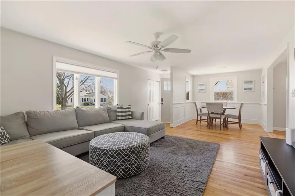 23 Birch Street Portsmouth RI 02871