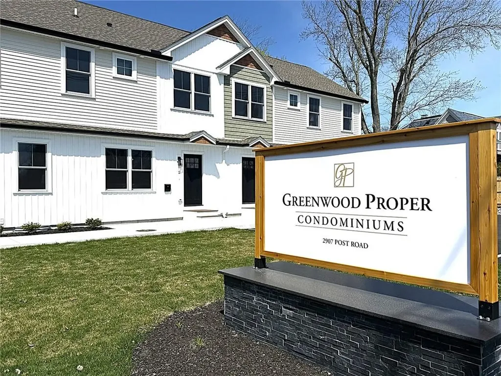 2907 Post Road Warwick RI 02886