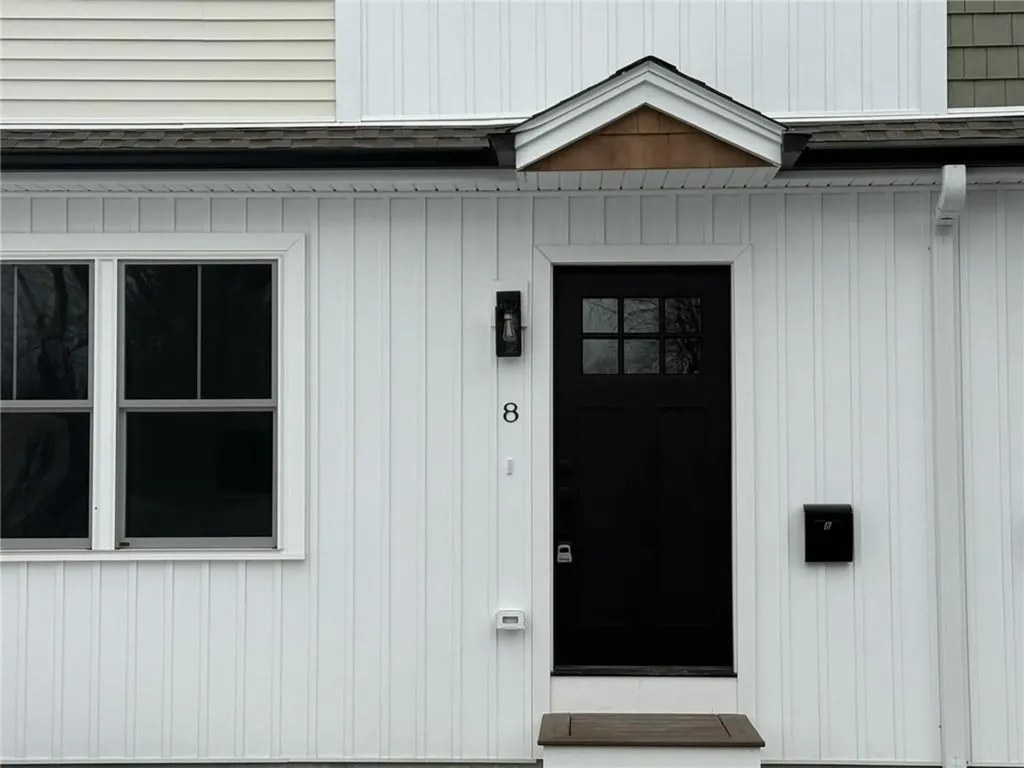 2907 Post Road Warwick RI 02886