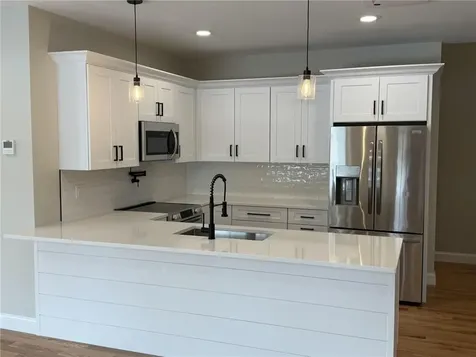 2907 Post Road Warwick RI 02886