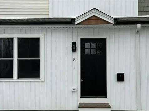 2907 Post Road Warwick RI 02886