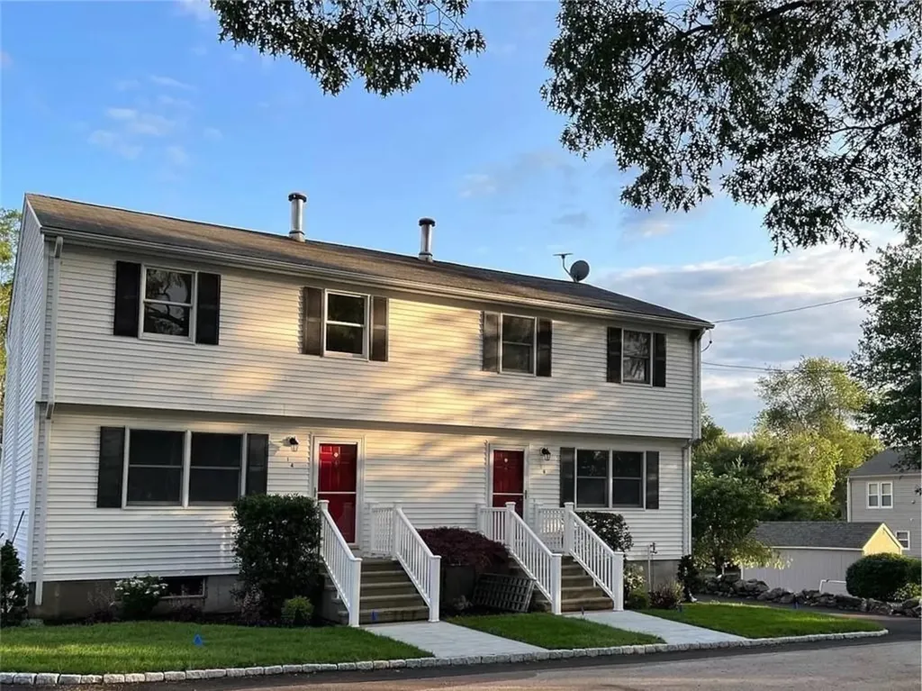 14 Summer Street West Warwick RI 02893