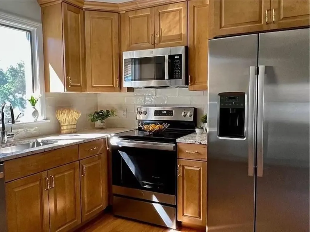 14 Summer Street West Warwick RI 02893