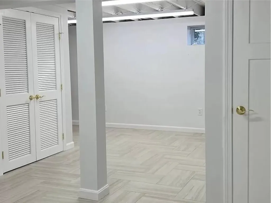 14 Summer Street West Warwick RI 02893