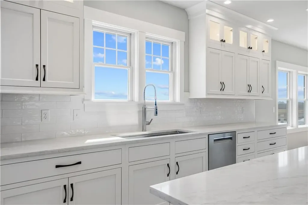 2 Sedge Court Narragansett RI 02882