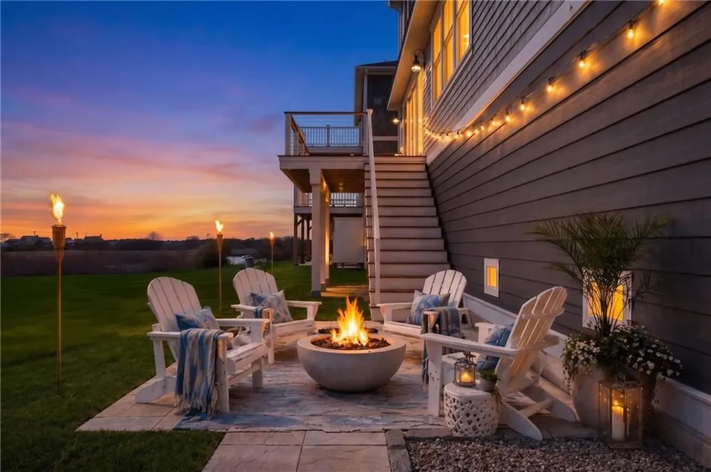 2 Sedge Court Narragansett RI 02882