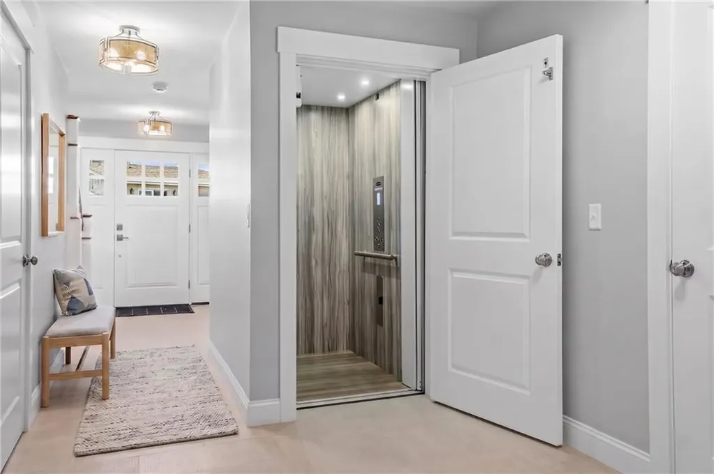 2 Sedge Court Narragansett RI 02882