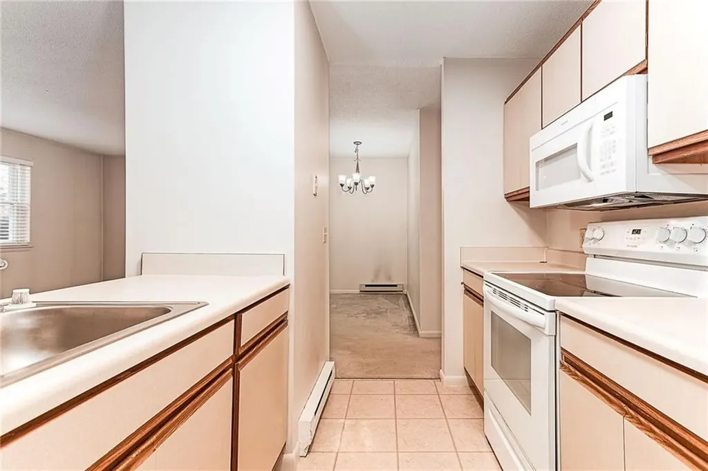 9 Apache Drive Westerly RI 02891