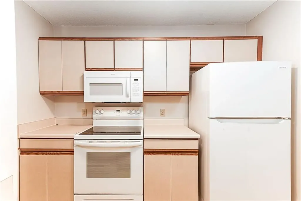 9 Apache Drive Westerly RI 02891