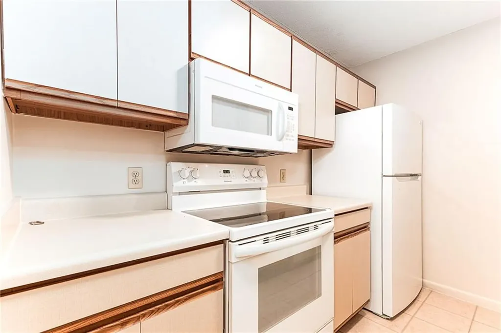 9 Apache Drive Westerly RI 02891