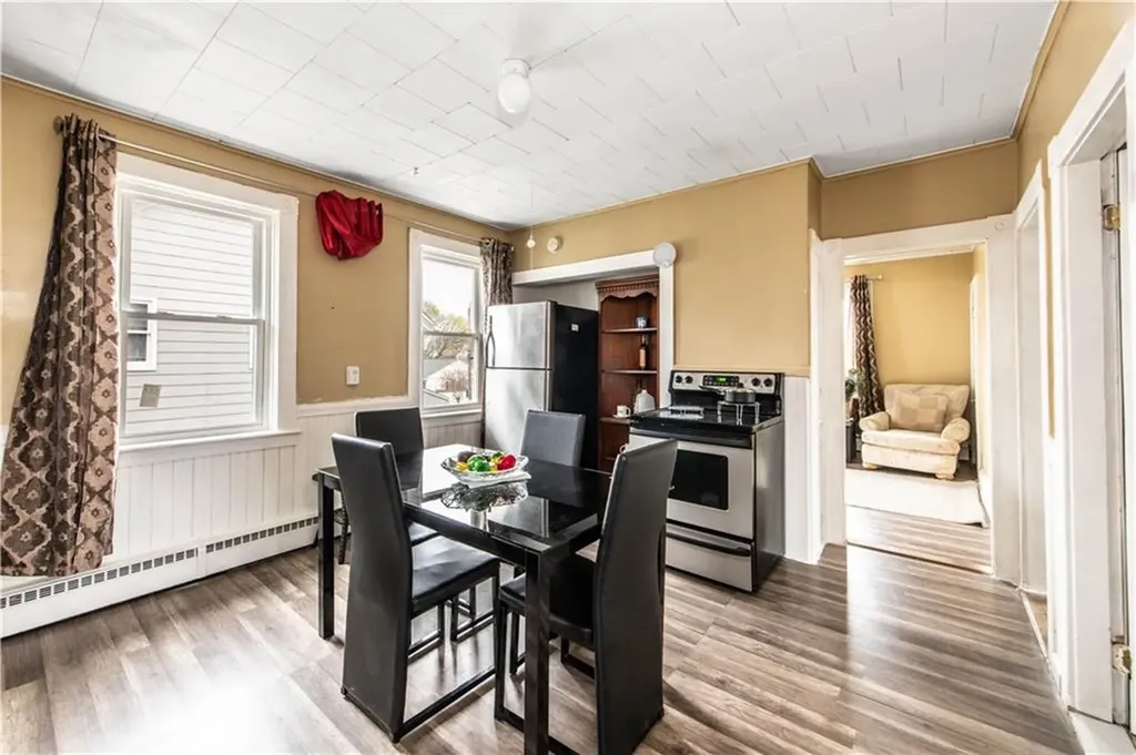 123 Francis Avenue Pawtucket RI 02860