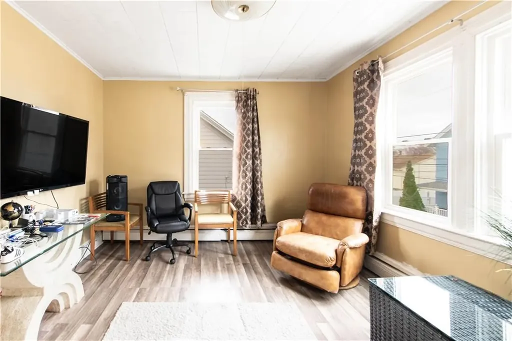 123 Francis Avenue Pawtucket RI 02860