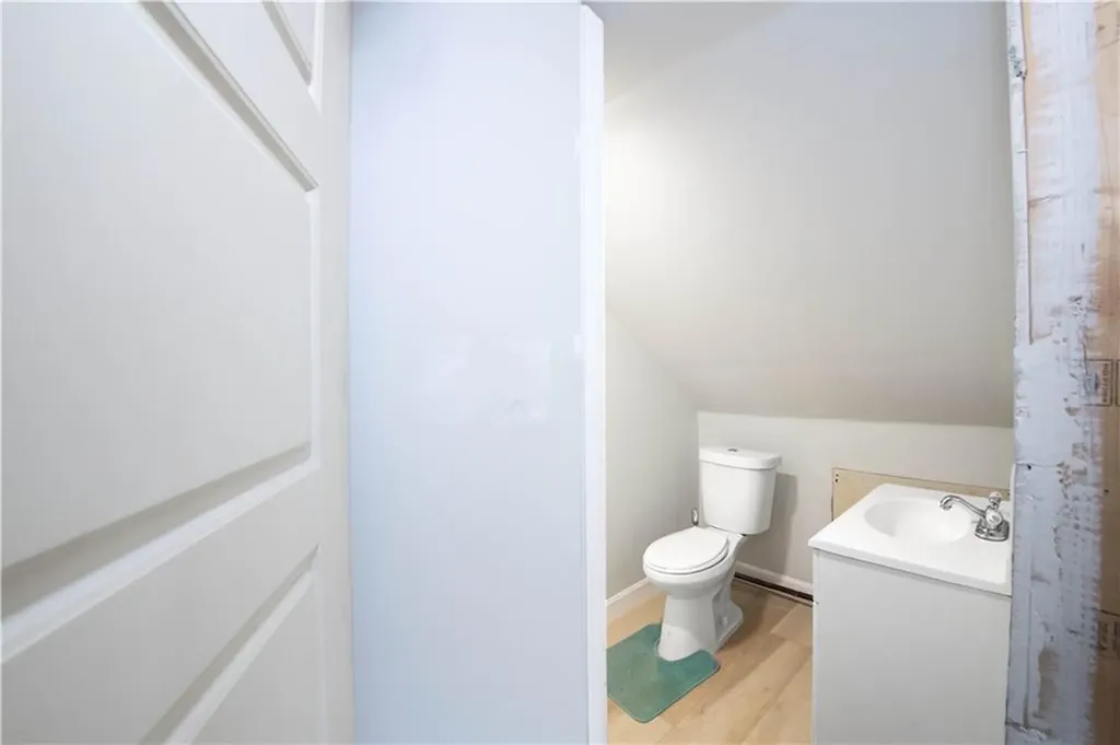 123 Francis Avenue Pawtucket RI 02860