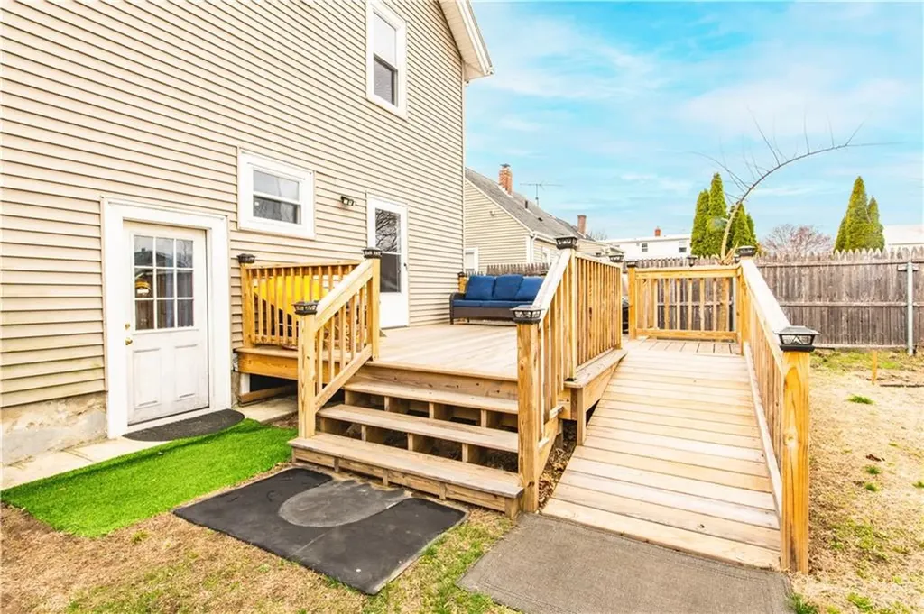 123 Francis Avenue Pawtucket RI 02860