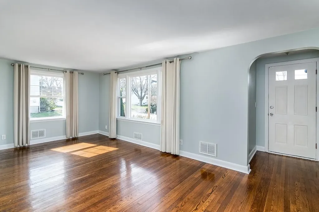 150 Lewiston Street Warwick RI 02889