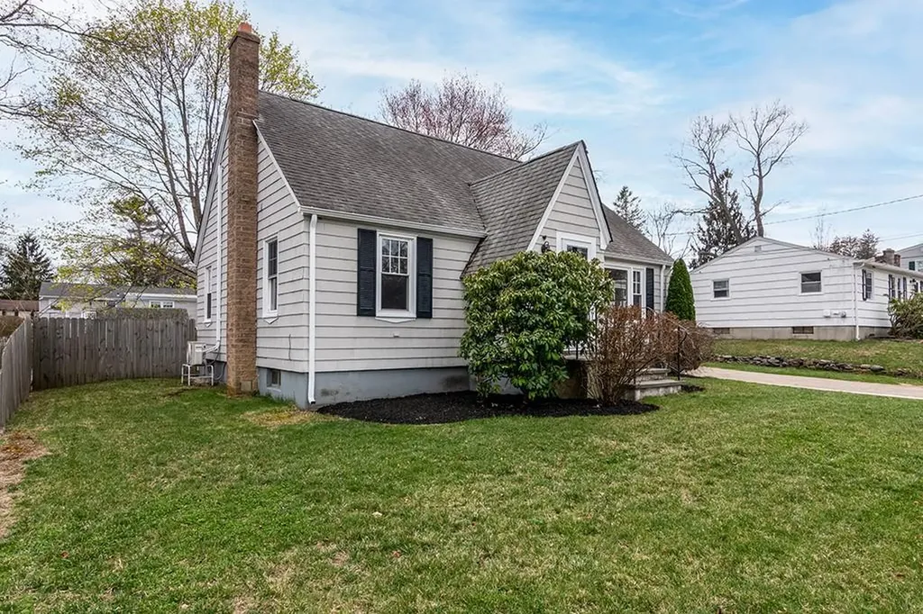 150 Lewiston Street Warwick RI 02889